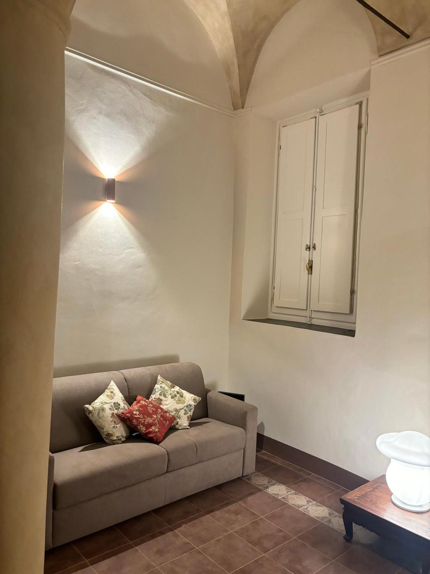 Appartamento L'Antica Colonna, In Centro Storico Parma Exterior foto